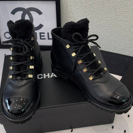 ANKLE BOOTS IN BLACK CALFSKIN 971629