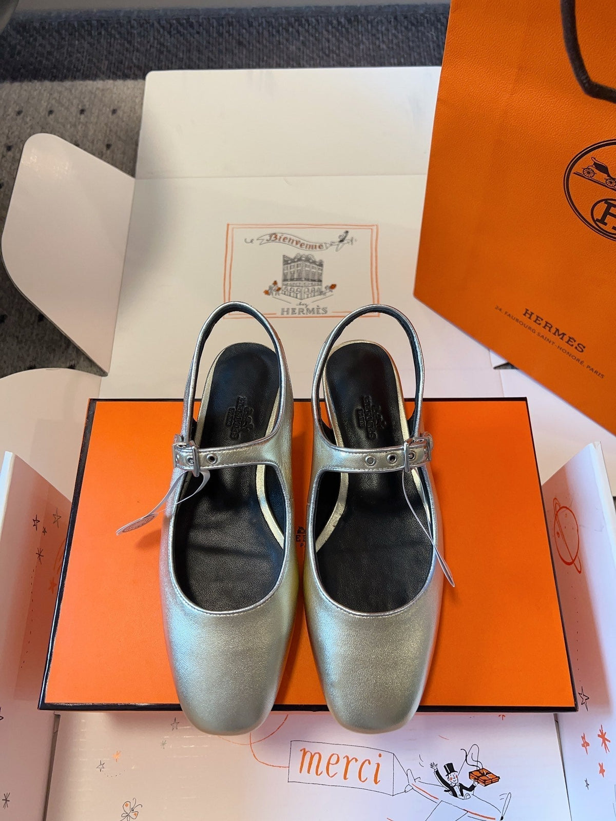KLEO SLINGBACK IN SILVER CALFSKIN