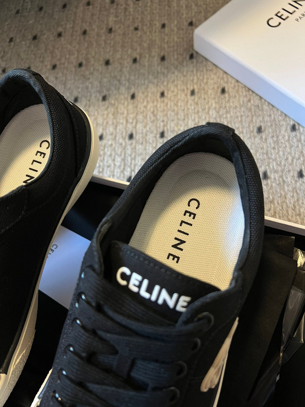 TRAINER LOW LACE-UP SNEAKER IN BLACK CANVAS