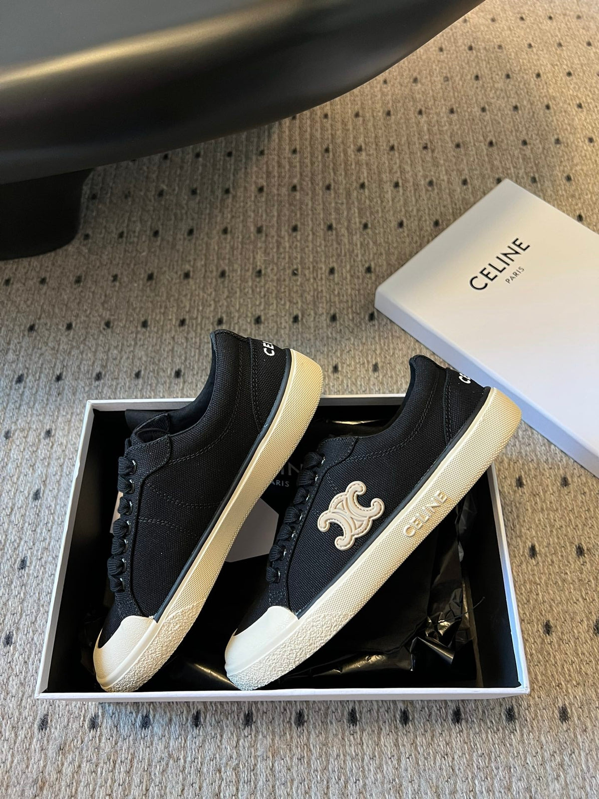 TRAINER LOW LACE-UP SNEAKER IN BLACK CANVAS