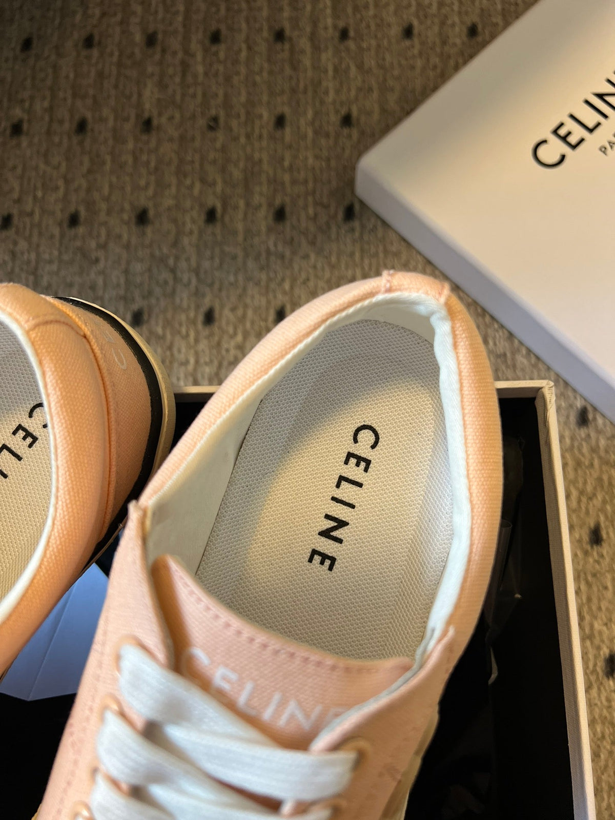 TRAINER LOW LACE-UP SNEAKER IN LIGHT ORANGE CANVAS