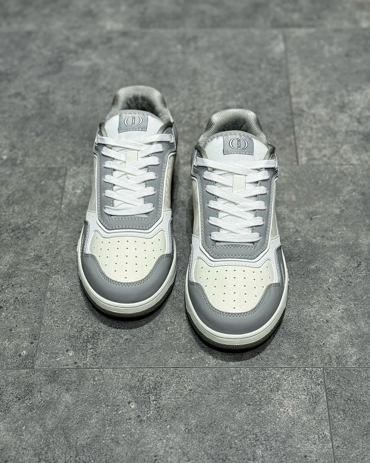 DIO Sneakers