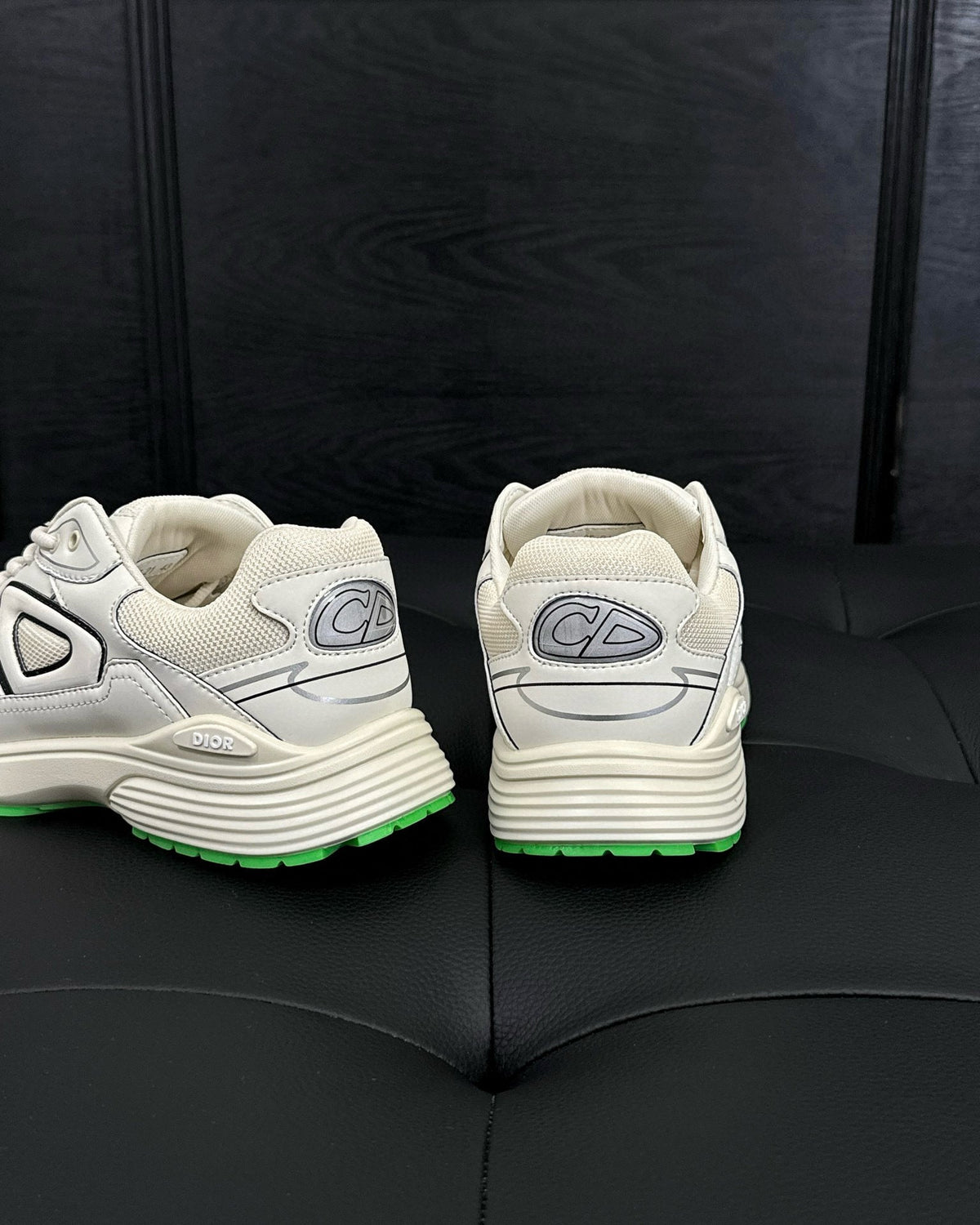 CD SNEAKERS