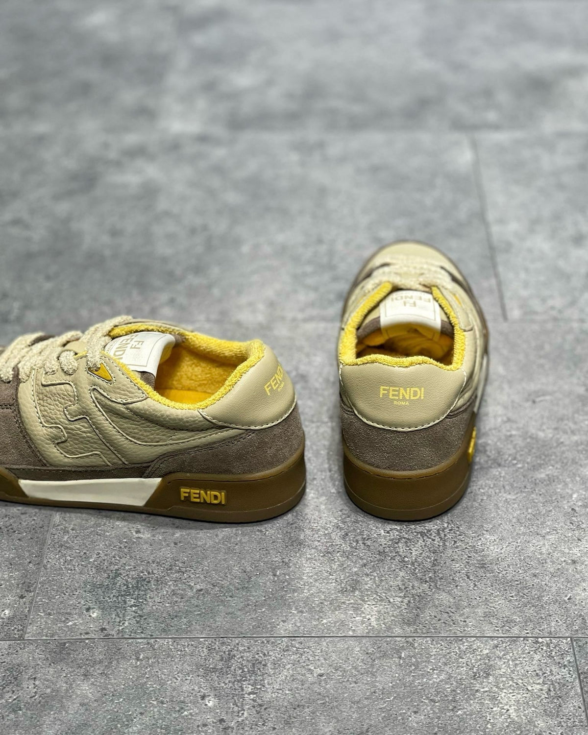FEN Sneakers
