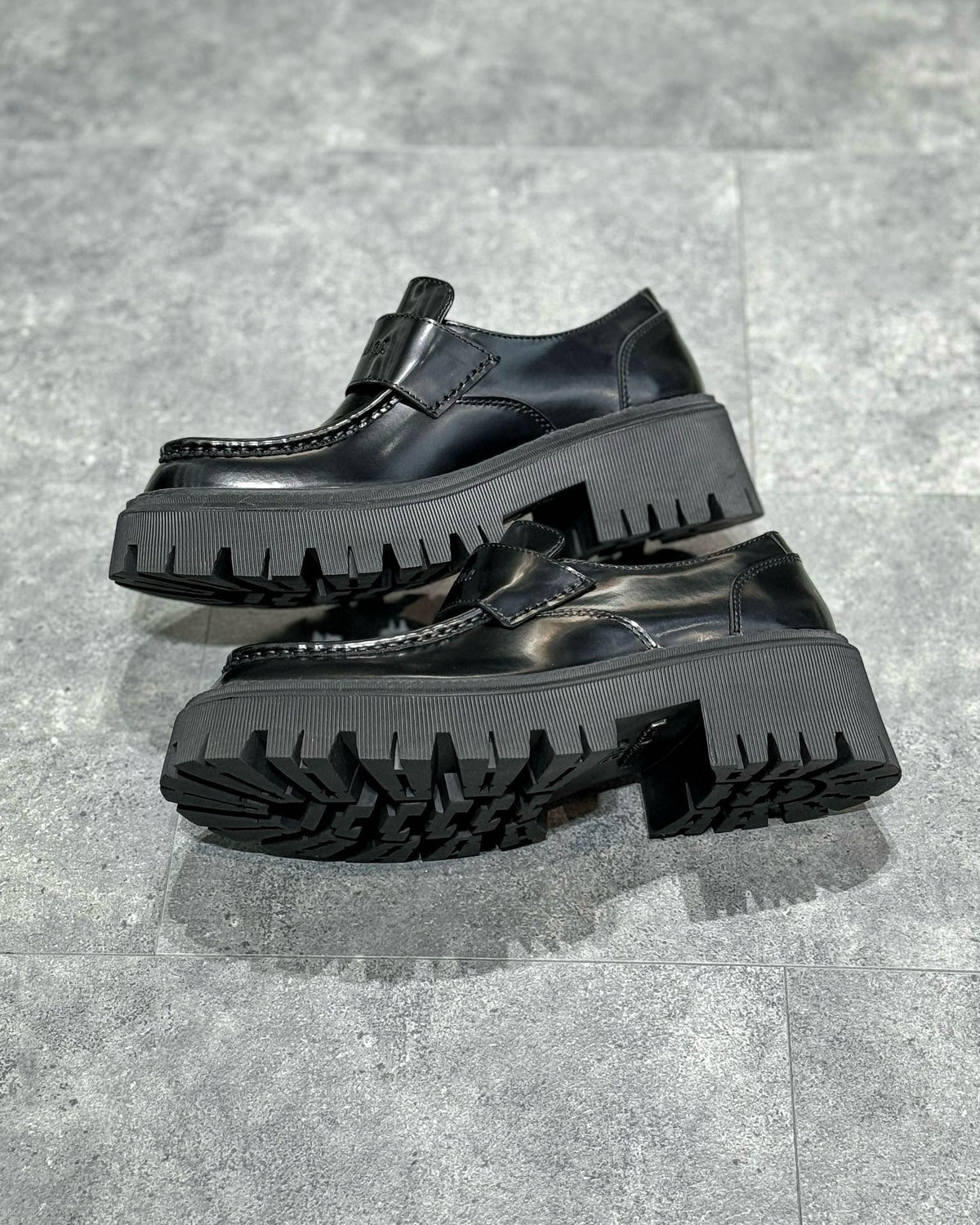 BLCG SNEAKER