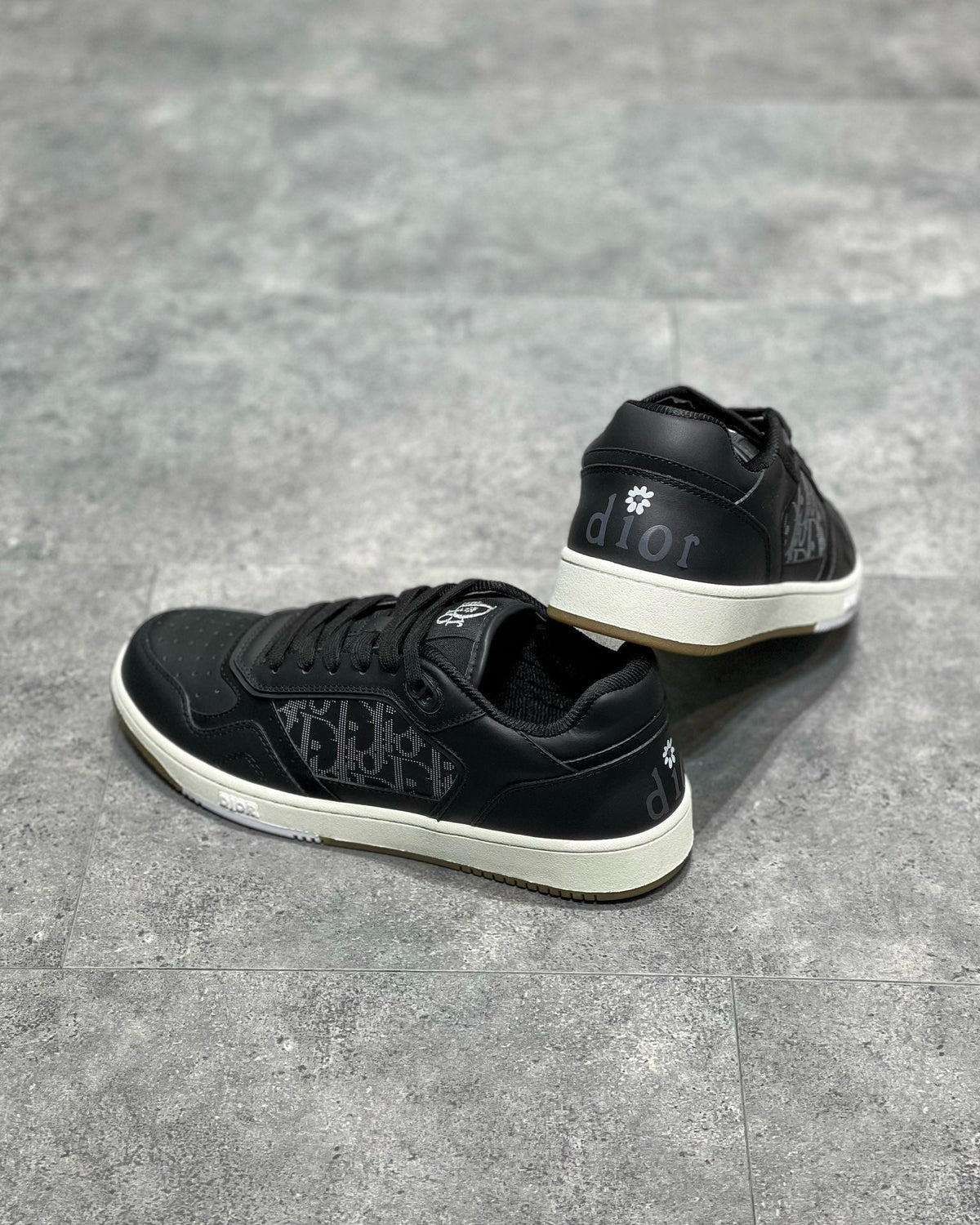 DIO Sneakers