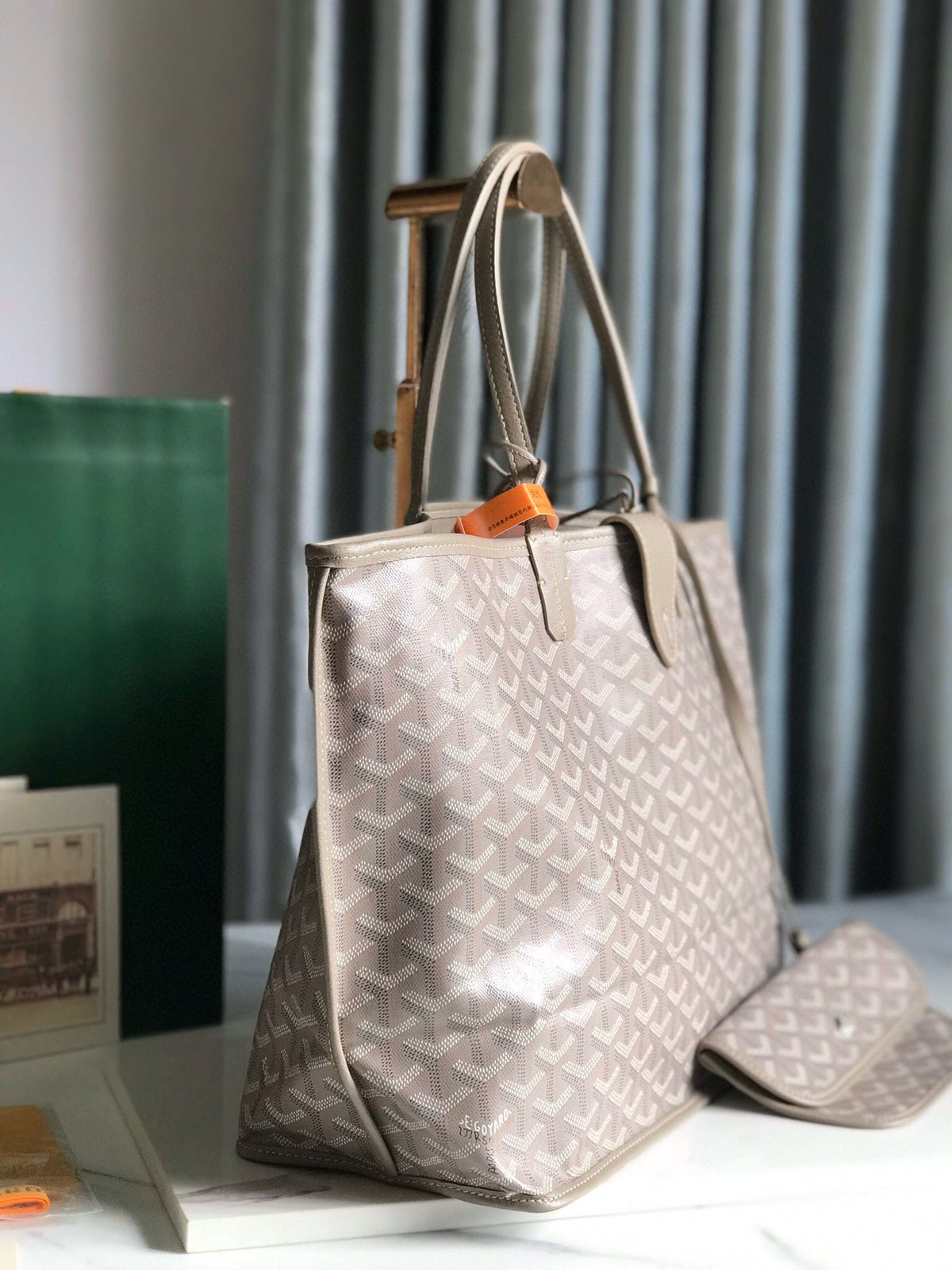 GOY REVERSIBLE ANJOU 39*32*19