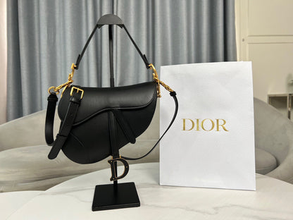 DIO Saddle Bag (25.5cm)