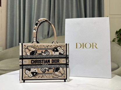 DIO Book Tote (26.5cm)