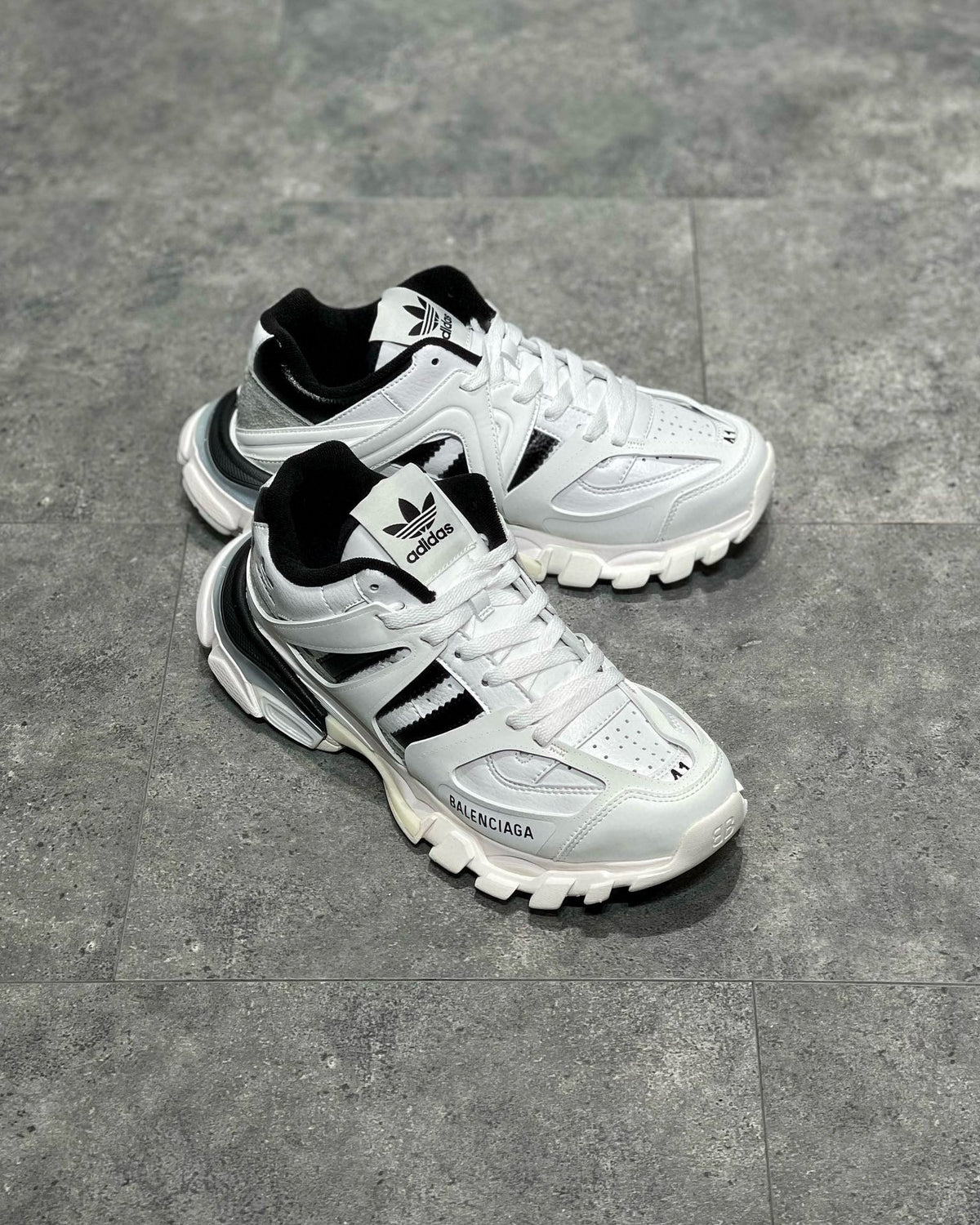 BLCG Sneakers