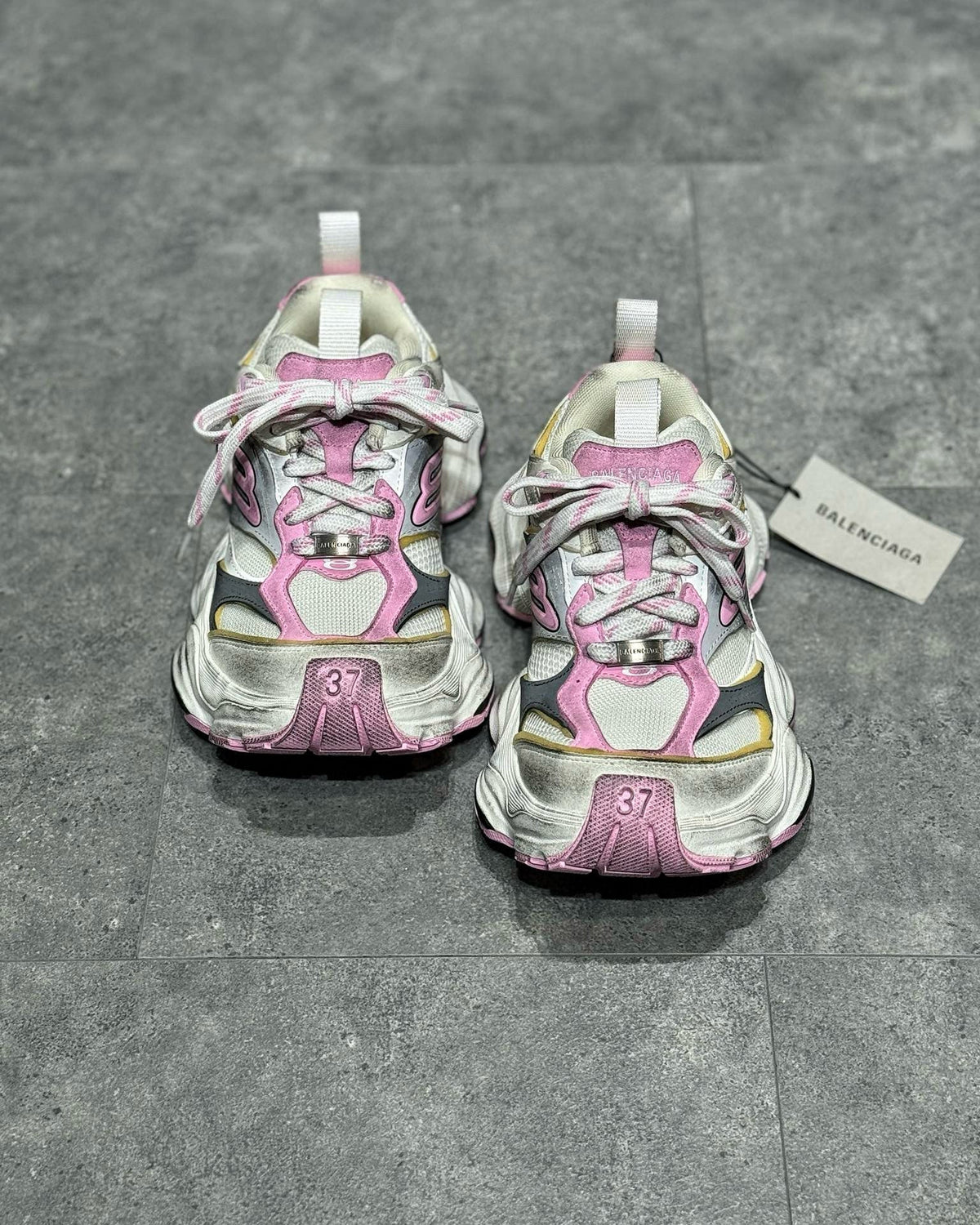 BLCG Sneakers