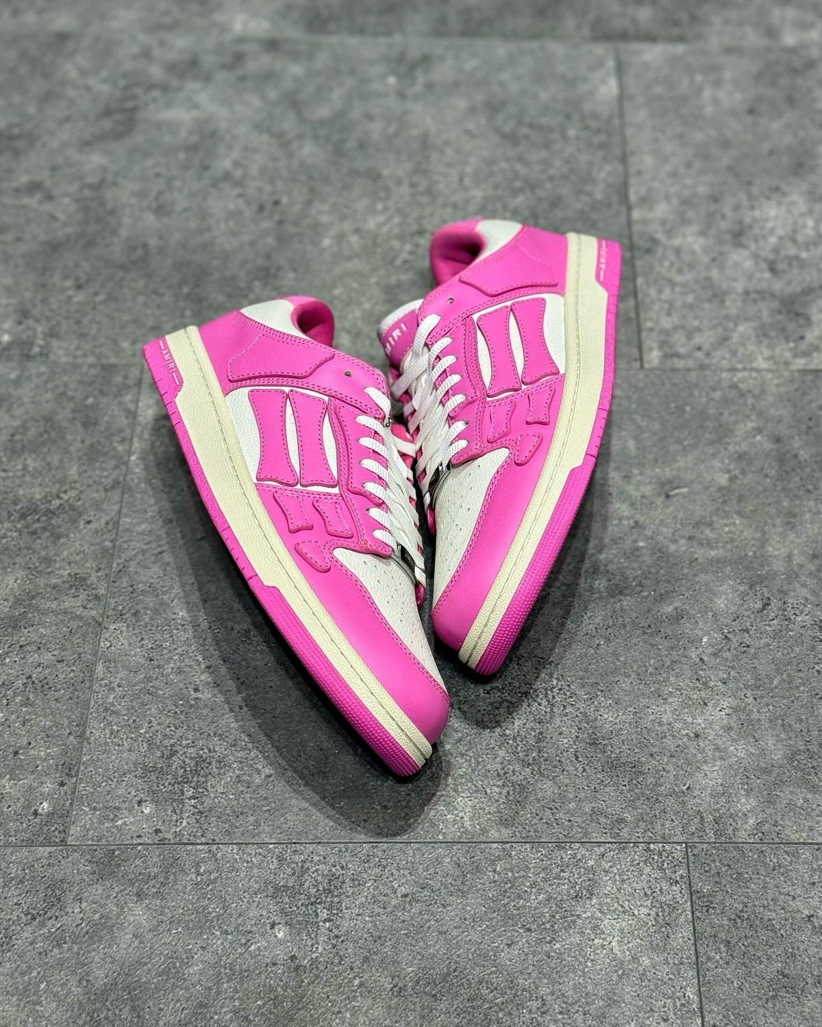 AMR Sneakers
