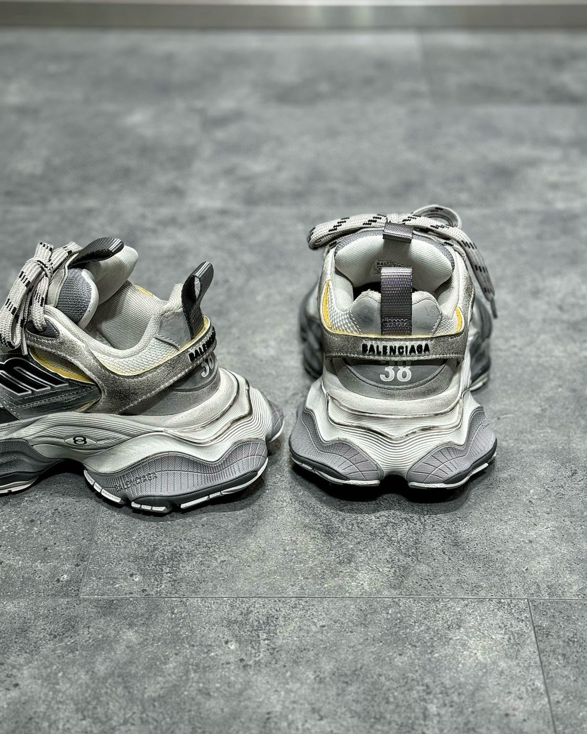 BLCG Sneakers