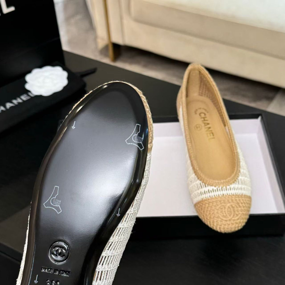 cc 2025 ballet flat beige white raffia