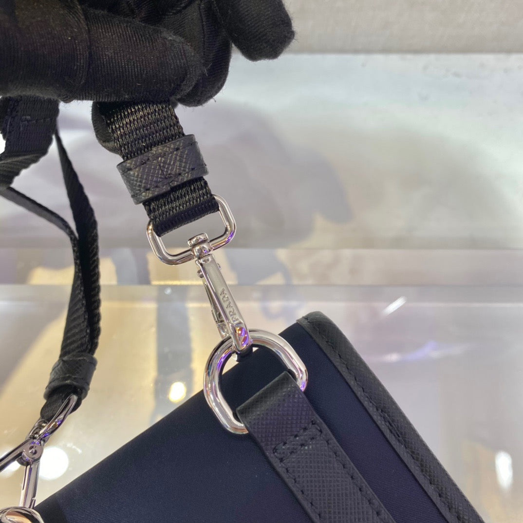 PRA Sling Bag