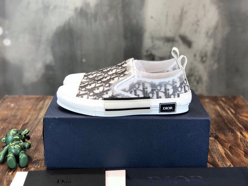 DIO Sneakers