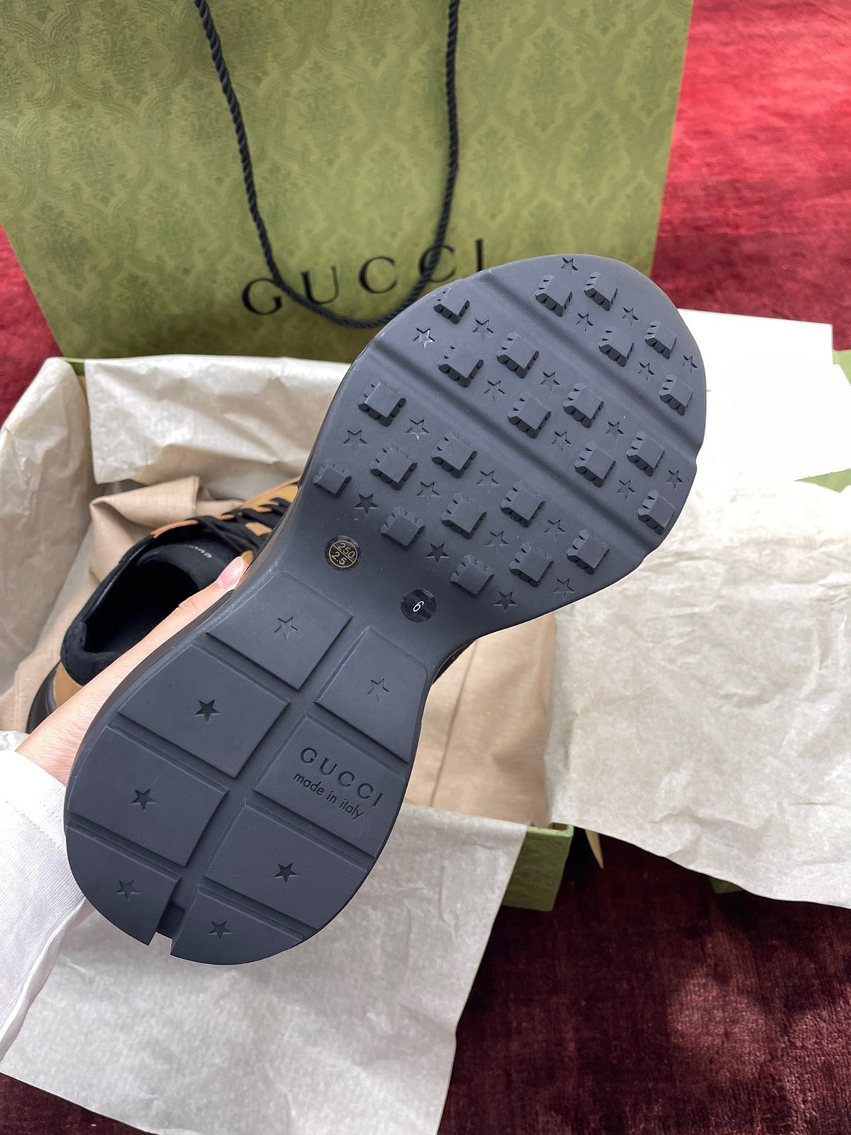 Sneakers & Shoes