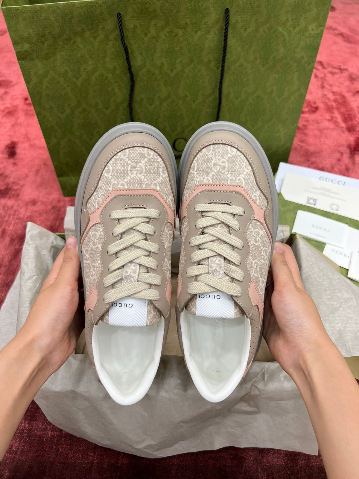Sneakers & Shoes