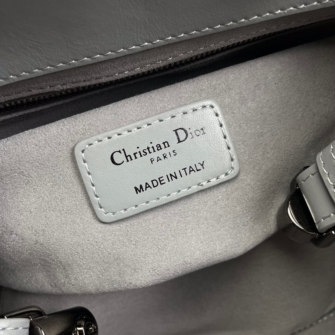 DIO handbag