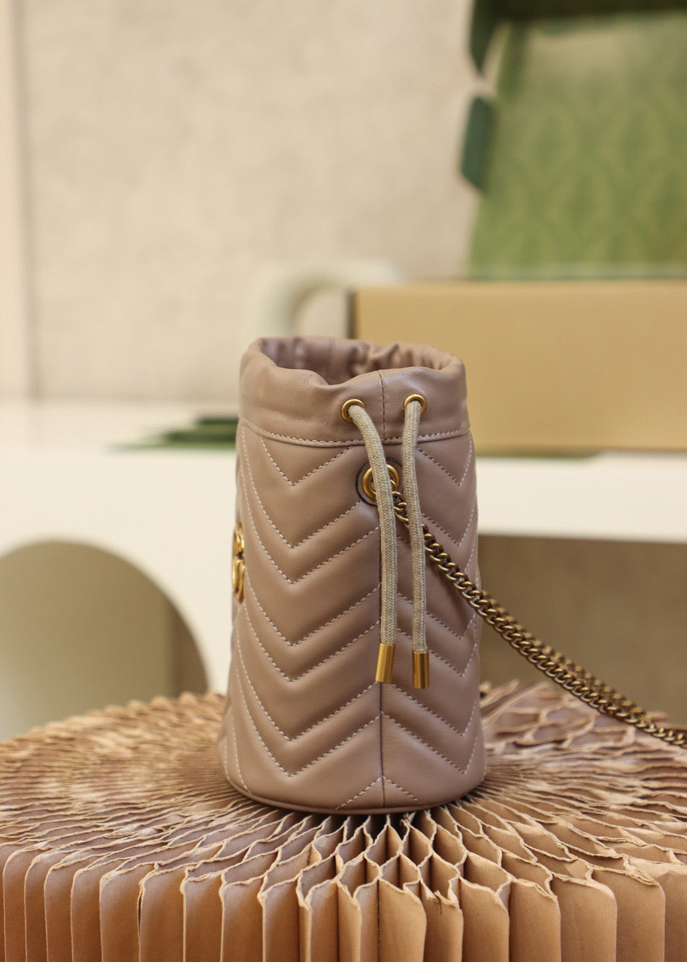 GUC Marmont Bucket