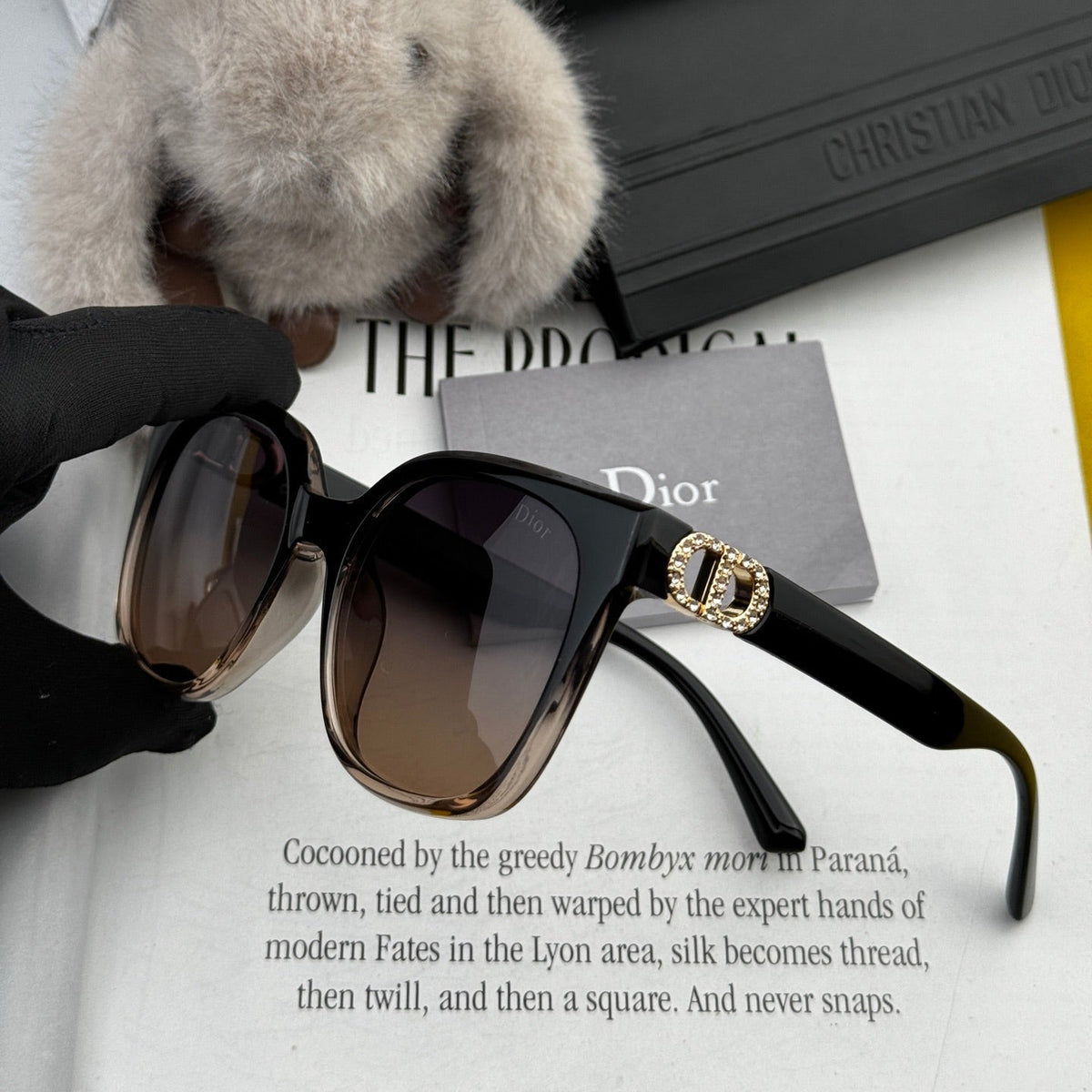 MONTAIGNE SUNGLASS CD8635 IN ACETATE