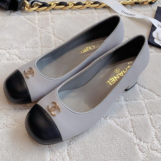 PUMP ROUNG TOE IN SLATE GREY MIX BLACK SHEEPSKIN