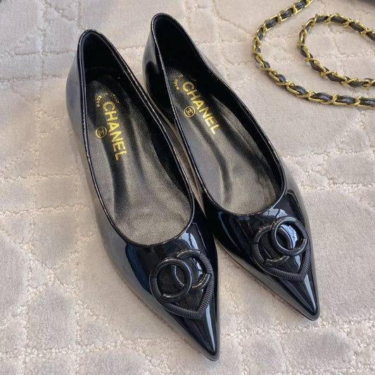 FLAT PUMP 2 CM IN BLACK PATENT CALFSKIN