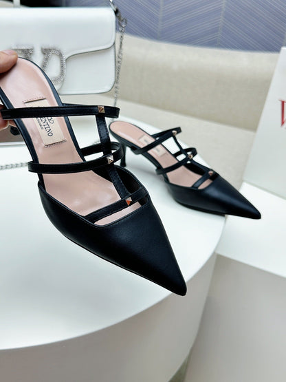 ROCKSTUD WISPY BLACK CALFSKIN MULE 60MM