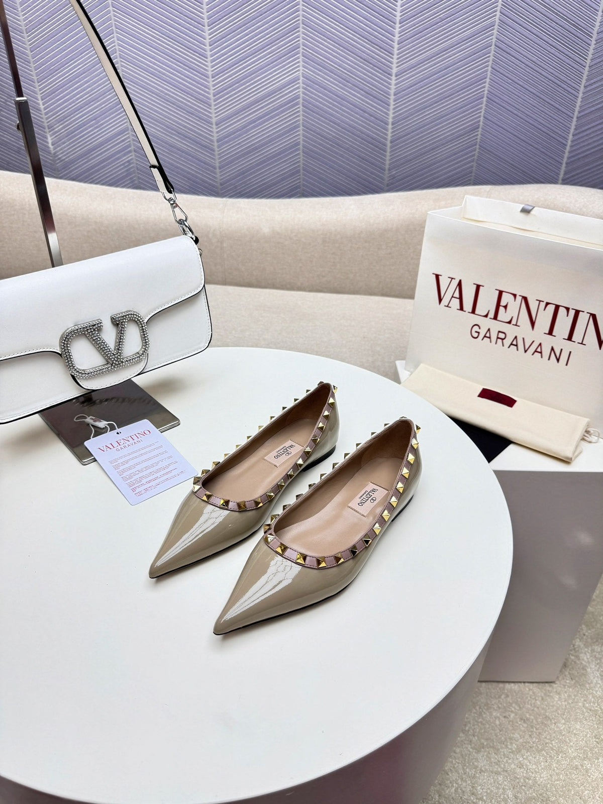 ROCKSTUD FLAT PUMP IN SAND BROWN CALFSKIN