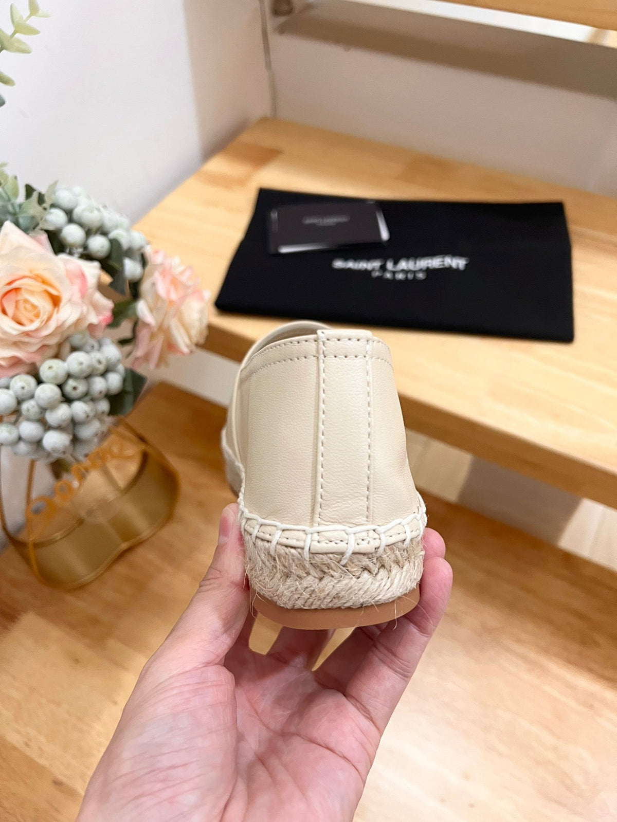 SL YVES EMBOSSED LOGO SLIP ON CREAMY WHITE CALFSKIN