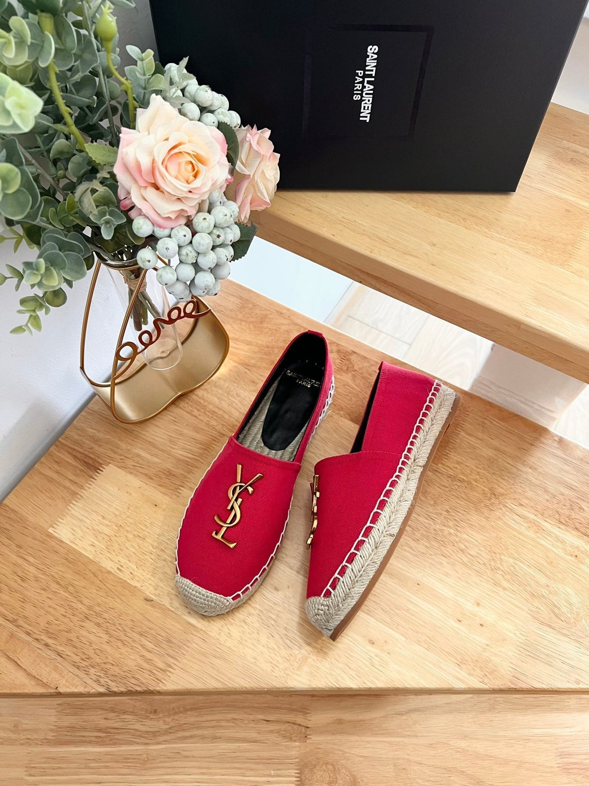 SL YVES LOGO SLIP ON RED CANVAS