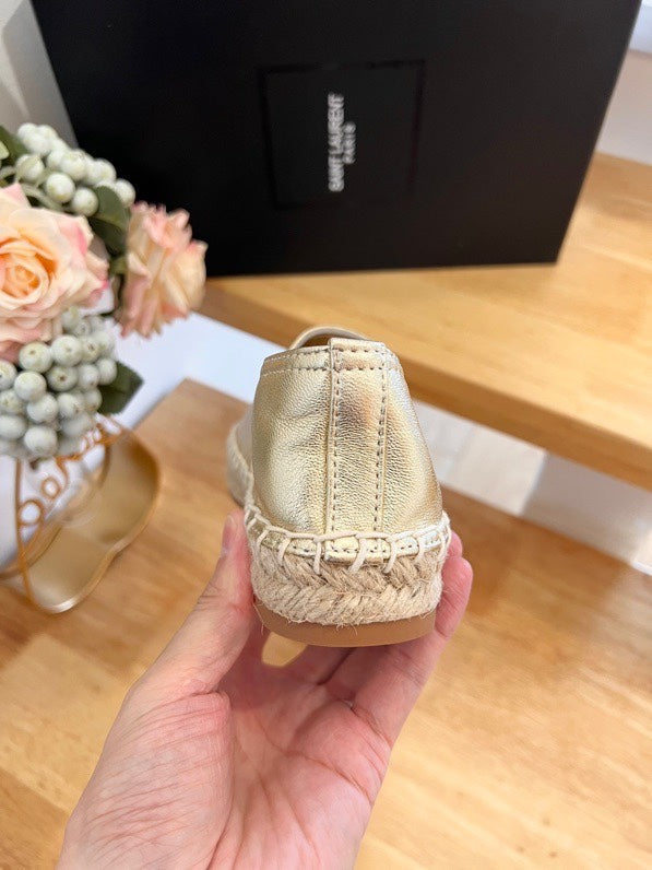 SL YVES EMBOSSED LOGO SLIP ON GOLD CALFSKIN