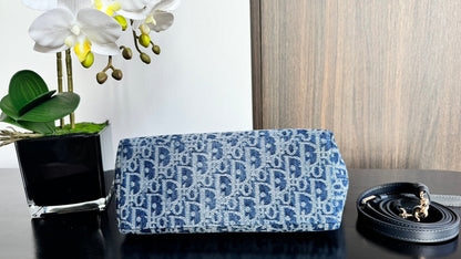 TRAVEL NOMAD POUCH 22 IN BLUE MONOGRAM OBLIQUE JACQUARD