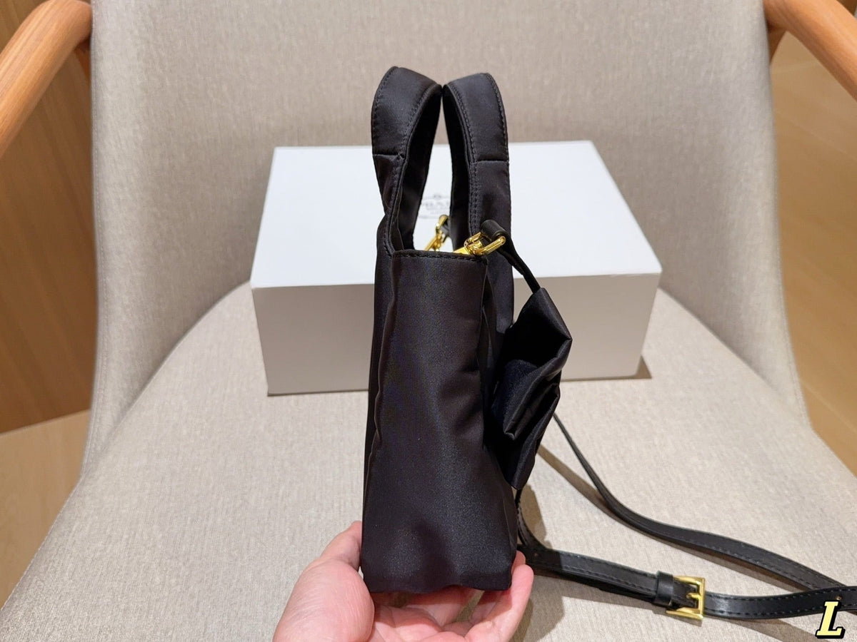MINI BOW TOTE BAG 18 IN BLACK FABRIC