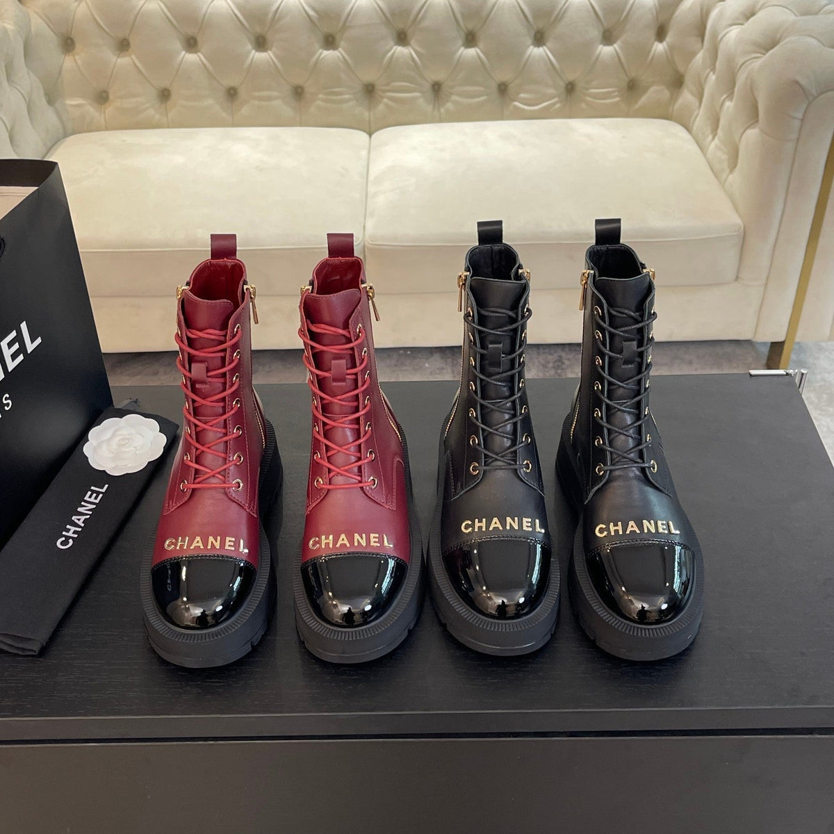 ANKLE BOOTS IN BLACK LAMBSKIN
