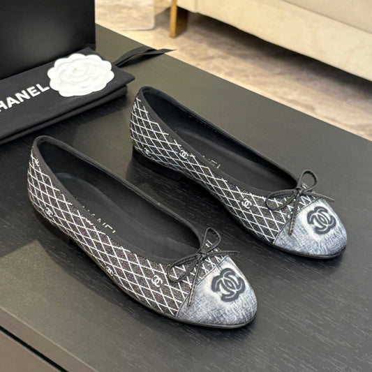 BALLET FLATS IN CHARCOAL BLACK MONOGRAM DENIM