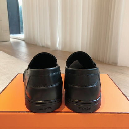 JOB LOAFER BLACK CALFSKIN