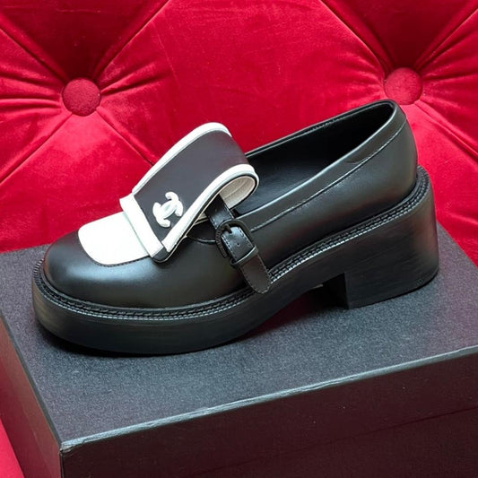 CC MOCCASIN LOAFER IN BLACK MIX WHITE LAMBSKIN