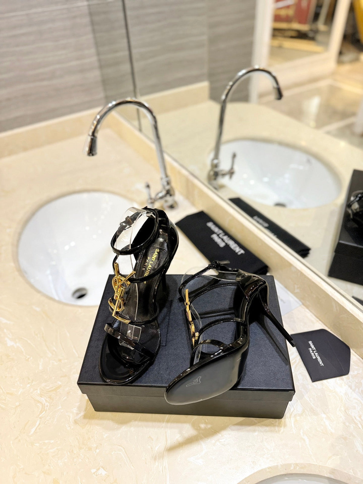 SL CASSANDRA HEELED SANDALS BLACK-GOLD CALFSKIN