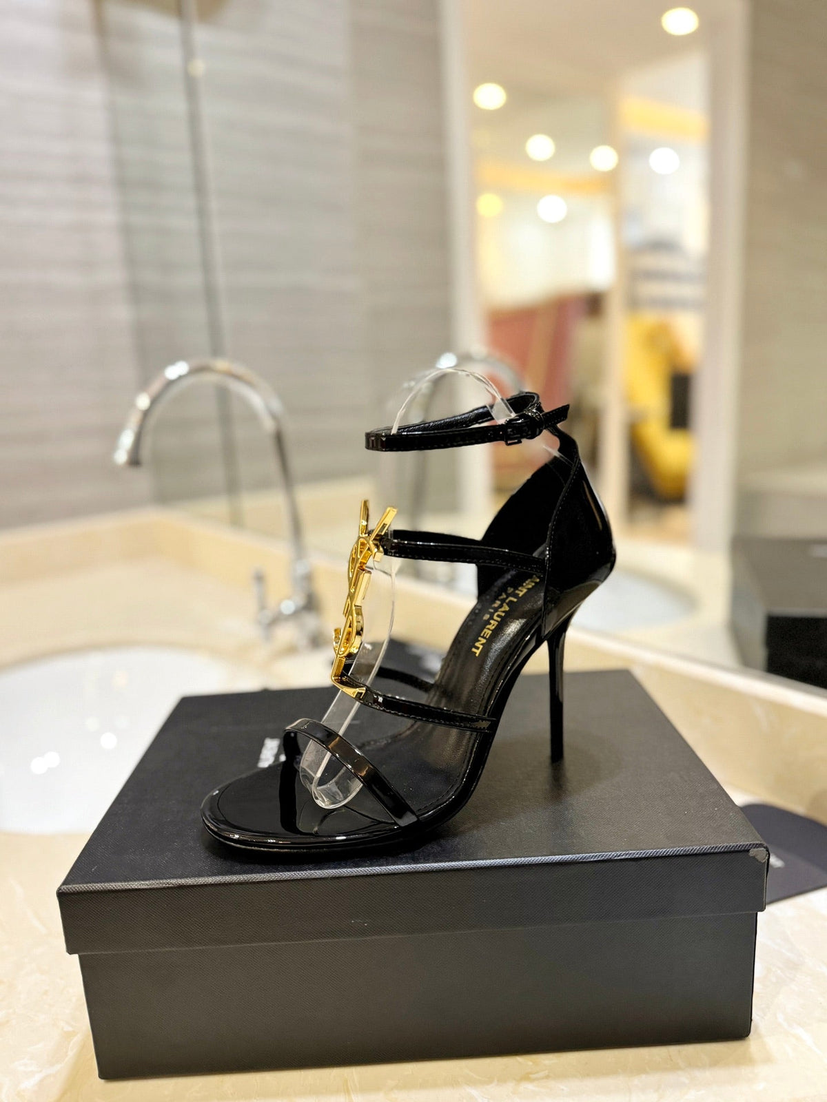 SL CASSANDRA HEELED SANDALS BLACK-GOLD CALFSKIN