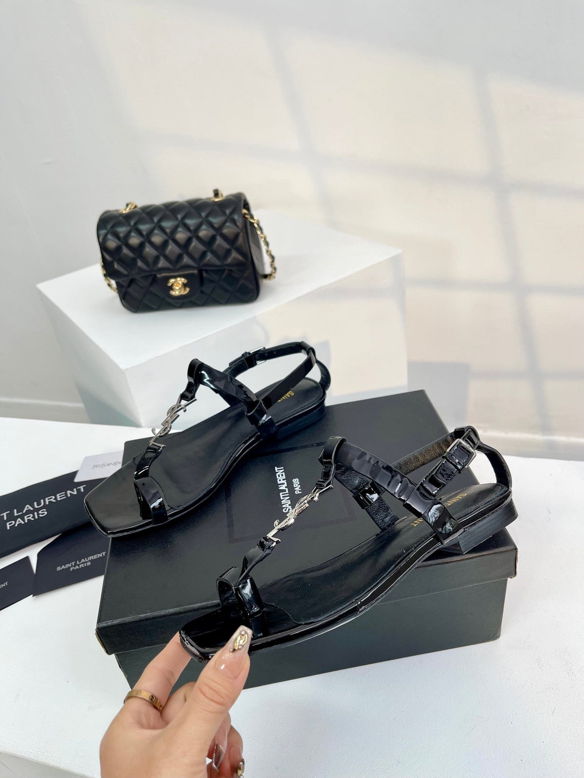 SL Cassandra Flat Sandals Black Patent Leather