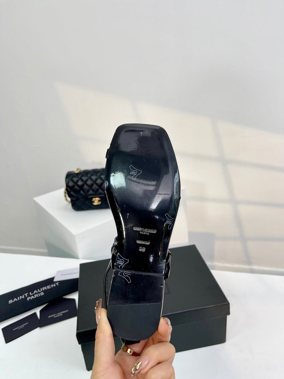 SL CASSANDRA ONE SANDAL FLAT BLACK CALFSKIN
