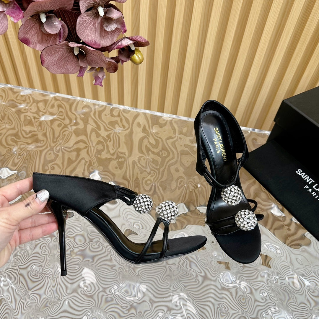 SL POM CIRCLE CRYSTAL HEELED SANDALS BLACK SATIN