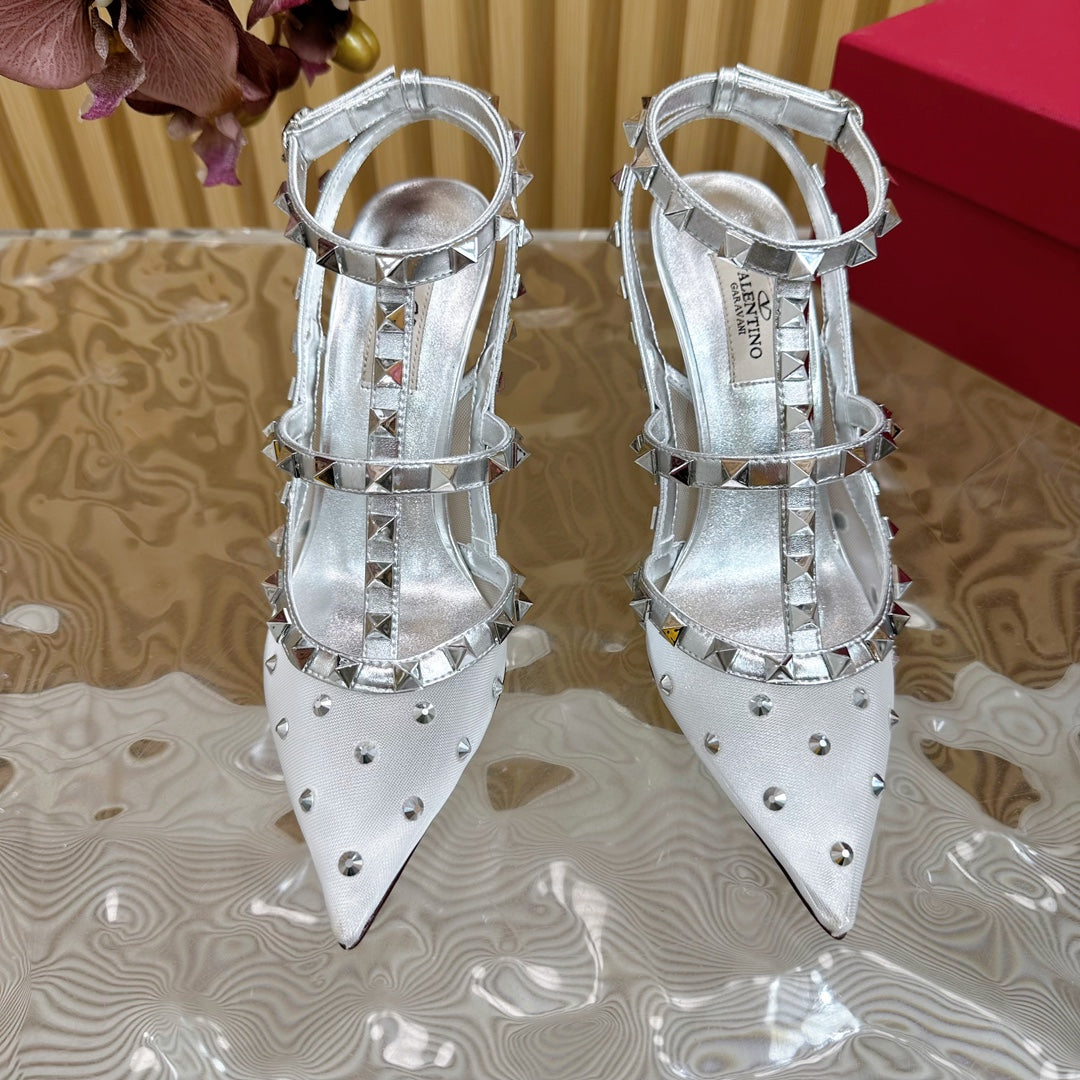 ROCKSTUD MIRROR-EFFECT PUMP WITH MATCHING STRAPS AND STUDS 95 MM SILVER CALFSKIN AND MESH
