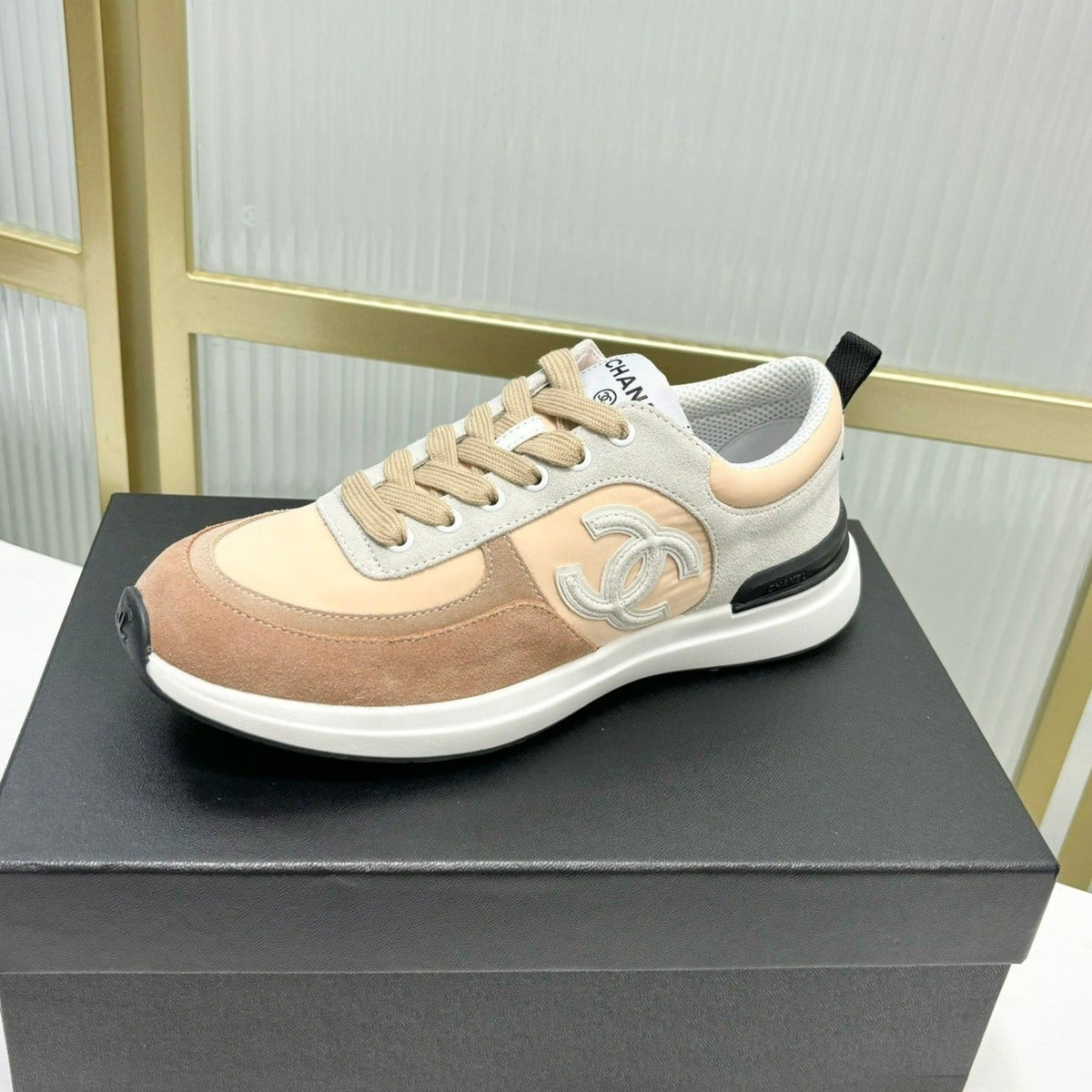 SNEAKER IN CAMEL BROWN MIX BISQUE CREAM SUEDE