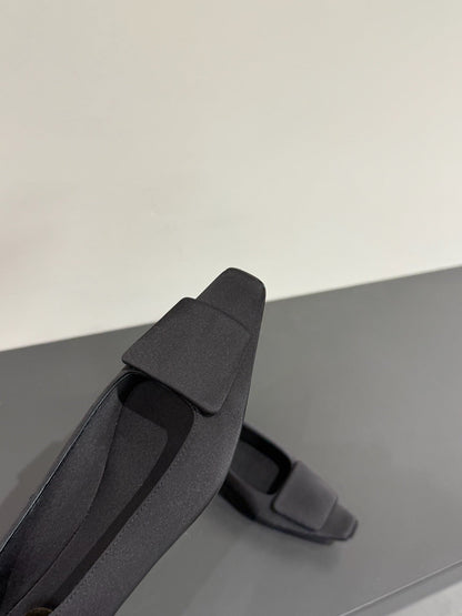 POPPY BALLET FLATS IN BLACK SILK