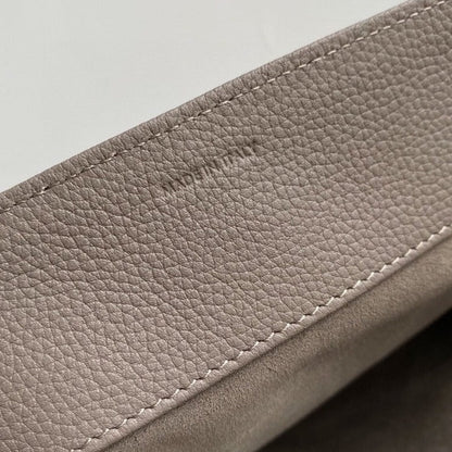 SOFT BAG 38 CALFSKIN PEBBLE