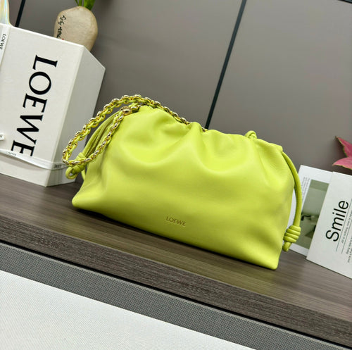 LOE MEDIUM 30 FLAMENCO PURSE BUCKET IN PEAR GREEN LAMBSKIN