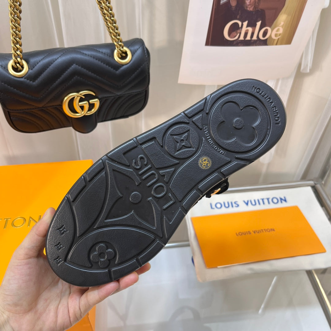LV WOMEN'S COSY FLAT COMFORT CLOGS IN BLACK MONOGRAM SUEDE