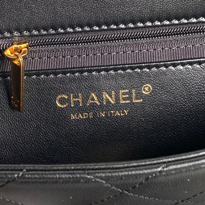 MEDIUM FLAP BAG 26 IN BLACK CALFSKIN GOLD DOUBLE C THICK CHAIN